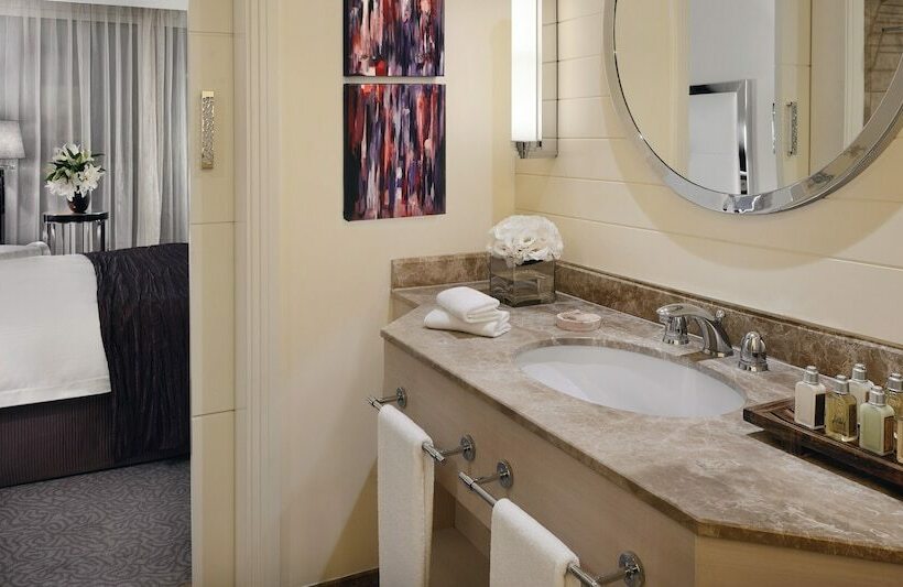 اتاق اجرایی, Mövenpick Hotel Beirut