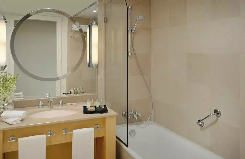 エクゼクティブルーム, Mövenpick Hotel Beirut