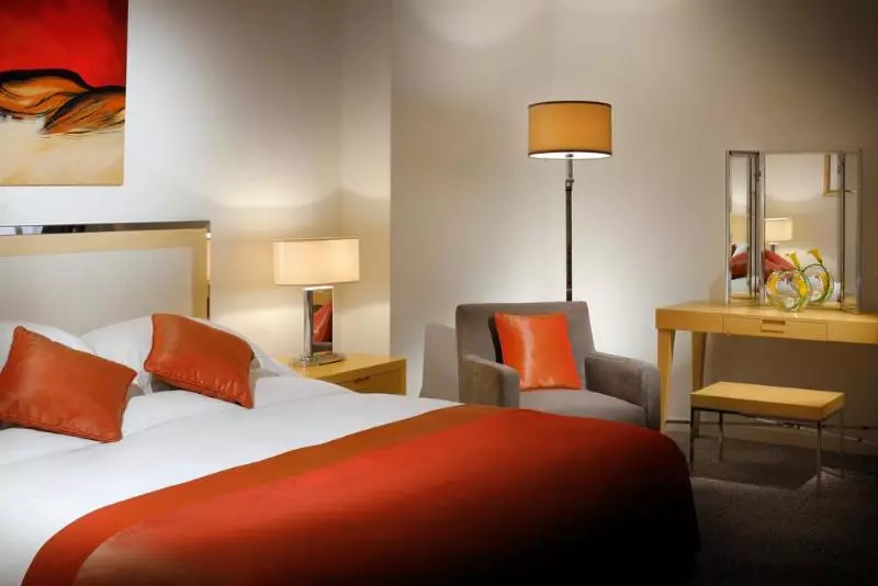 デラックススイート, Mövenpick Hotel Beirut
