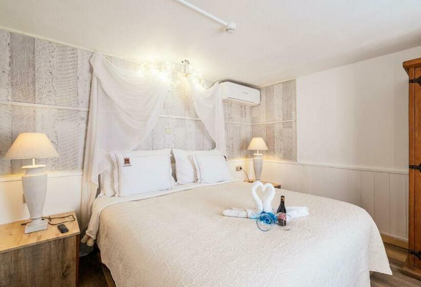 Люкс с Бассейном, Villas D. Dinis  Charming Residence