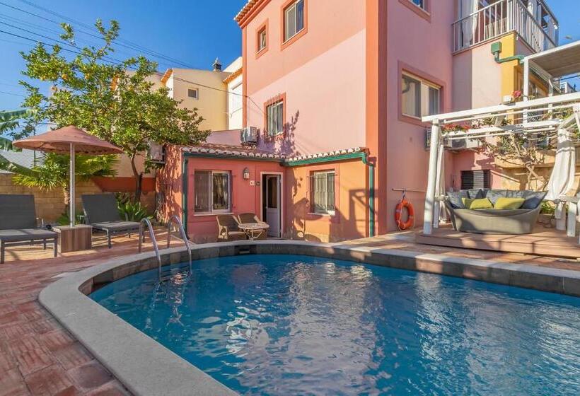 套房配有游泳池, Villas D. Dinis Charming Residence