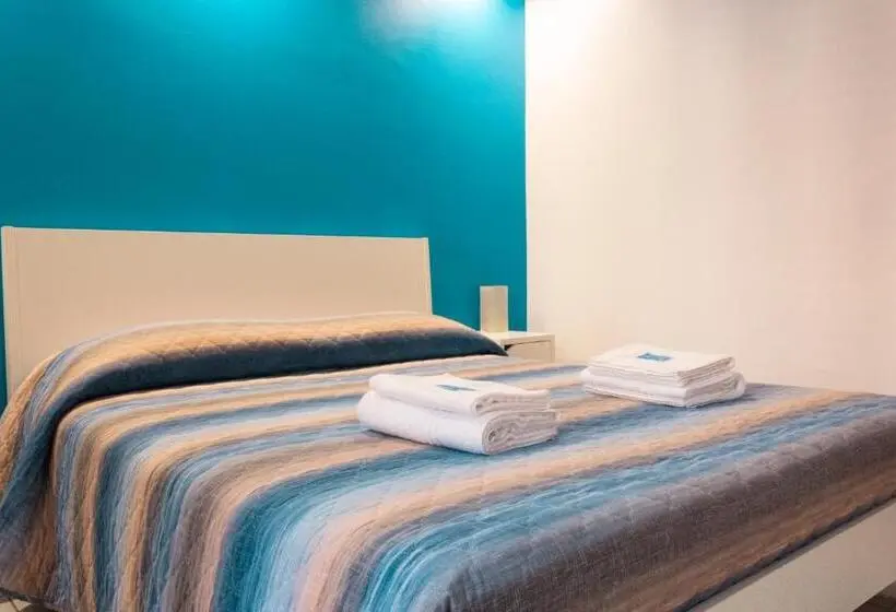 スタンダード４人部屋, B&b Scarabeo Milazzo