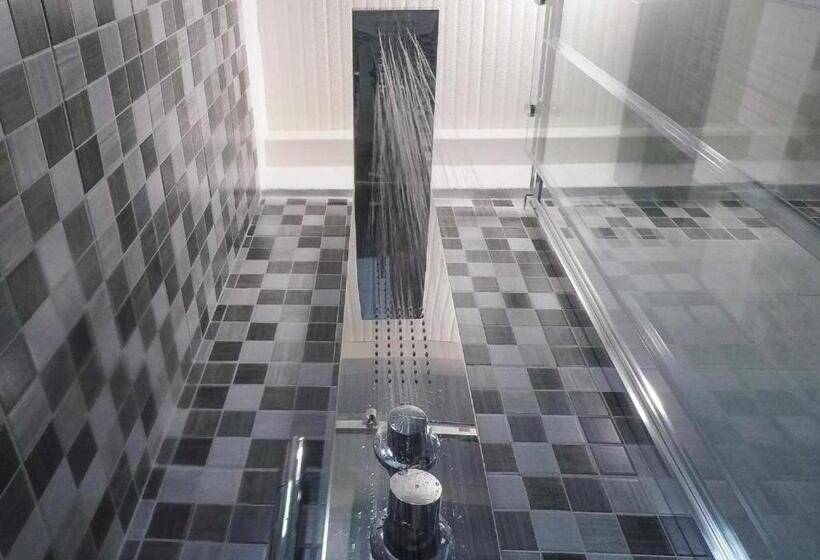 חדר סטנדרט לארבעה, B&b Scarabeo Milazzo