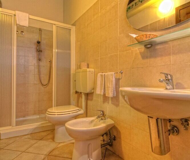 اتاق استاندارد, Agriturismo La Casina