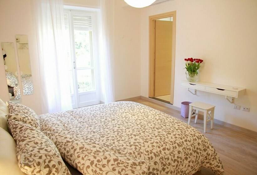 اتاق استاندارد با بالکن, B&b Buonaluna Salerno