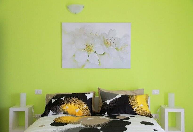 اتاق استاندارد سه نفره, B&b Buonaluna Salerno