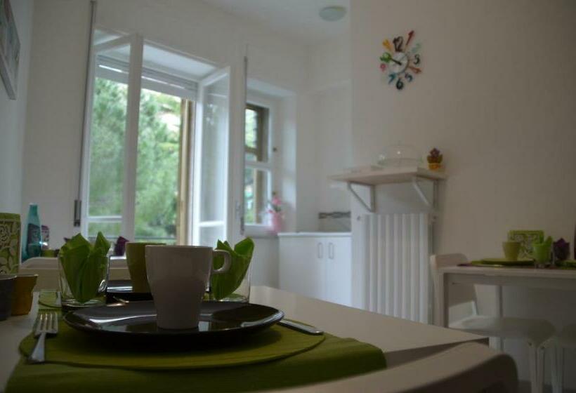 اتاق استاندارد با بالکن, B&b Buonaluna Salerno