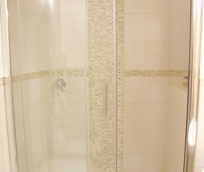 اتاق سوپریور چهار تخته, B&b Buonaluna Salerno