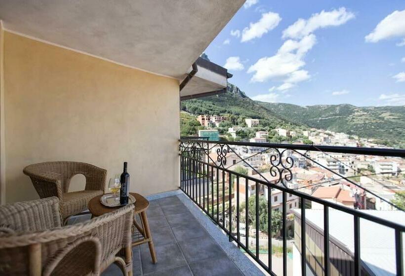 חדר דלוקס עם נוף להרים, B&b Rooms Urzulei