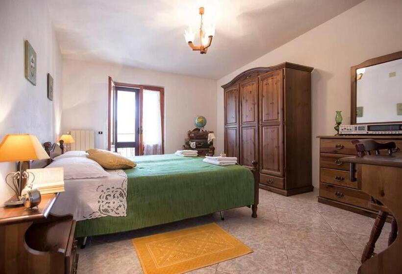 חדר דלוקס עם נוף להרים, B&b Rooms Urzulei