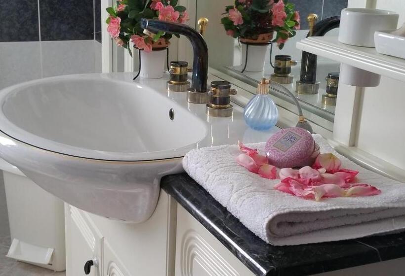 חדר דלוקס עם נוף להרים, B&b Rooms Urzulei