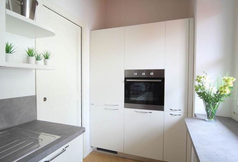 Апартаменты Пентхаус 2 Спальни, Verbania  Luxury Italy Apartments
