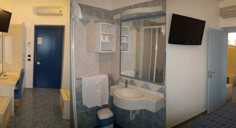 غرفة قياسية رباعية, Belvedere Hotel Club