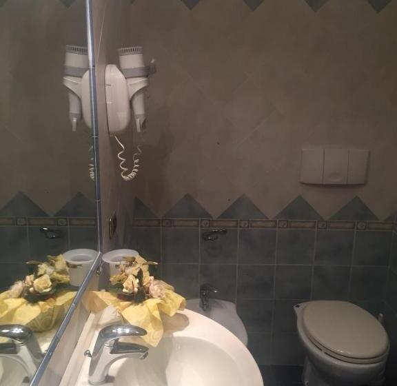 غرفة قياسية, Belvedere Hotel Club