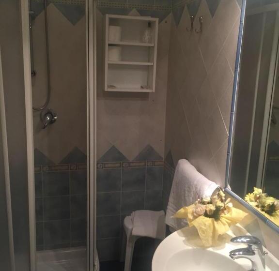 غرفة قياسية, Belvedere Hotel Club