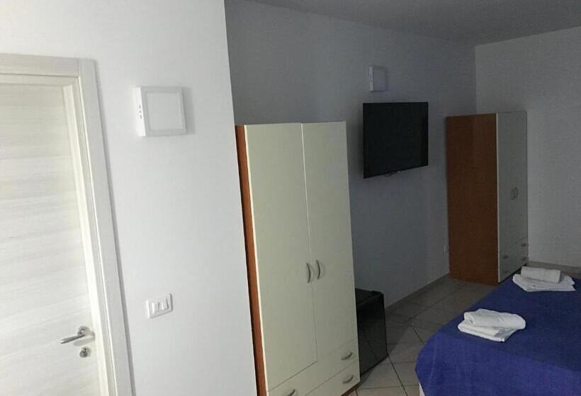 デラックスファミリールーム, Acquarium Tropea