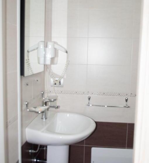 اتاق لوکس, Baia Di Torre Squillace