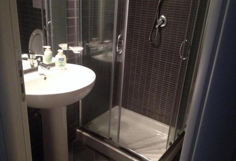 اتاق لوکس, Re Mare B&b