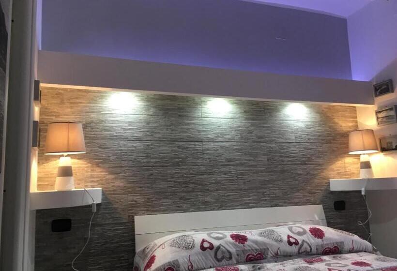 اتاق لوکس, Re Mare B&b