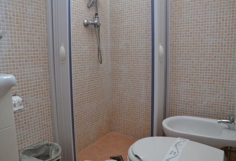 标准三人间, B&b Il Molo
