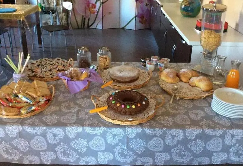 コンフォートトリプルルーム, Casale Tiano