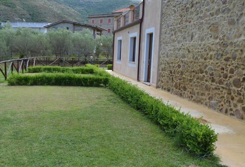 舒适三人间, Casale Tiano