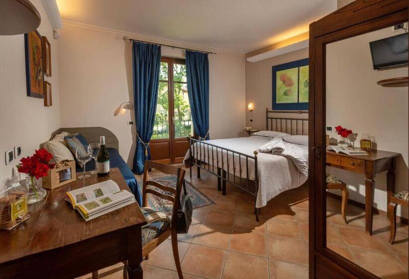 غرفة قياسية ثلاثية, Agriturismo Cascina Monchiero