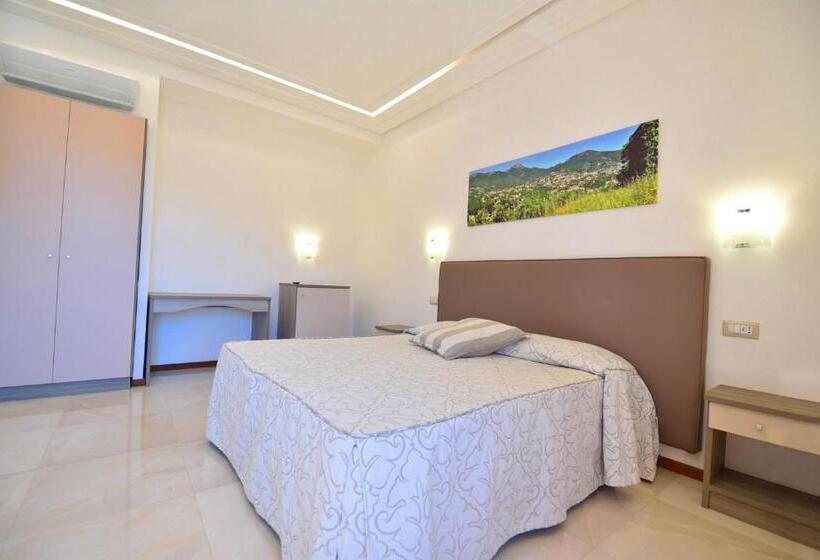Номер Deluxe с Балконом, Relais Milo