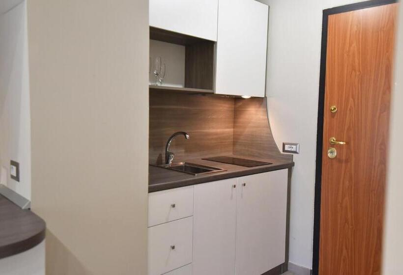 דירת חדר בקומת קרקע, Relais Milo