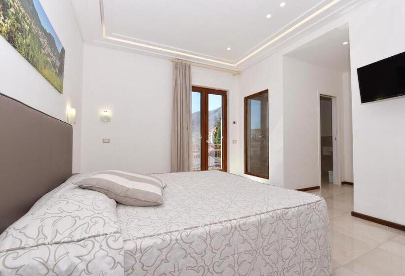 חדר דלוקס עם מרפסת, Relais Milo