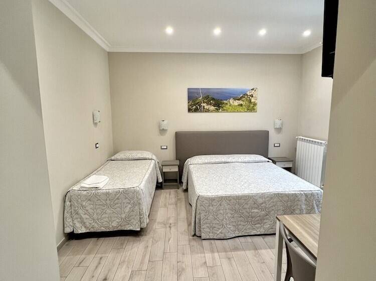 חדר קומפורט לשלושה, Relais Milo