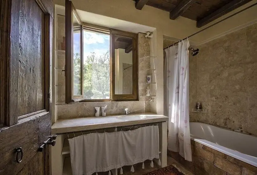５寝室のヴィラ, Agriturismo Fontenuova