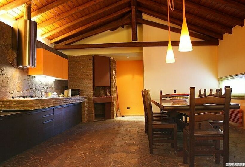 آپارتمان عادی 1 خوابه, Guest House Ara Town