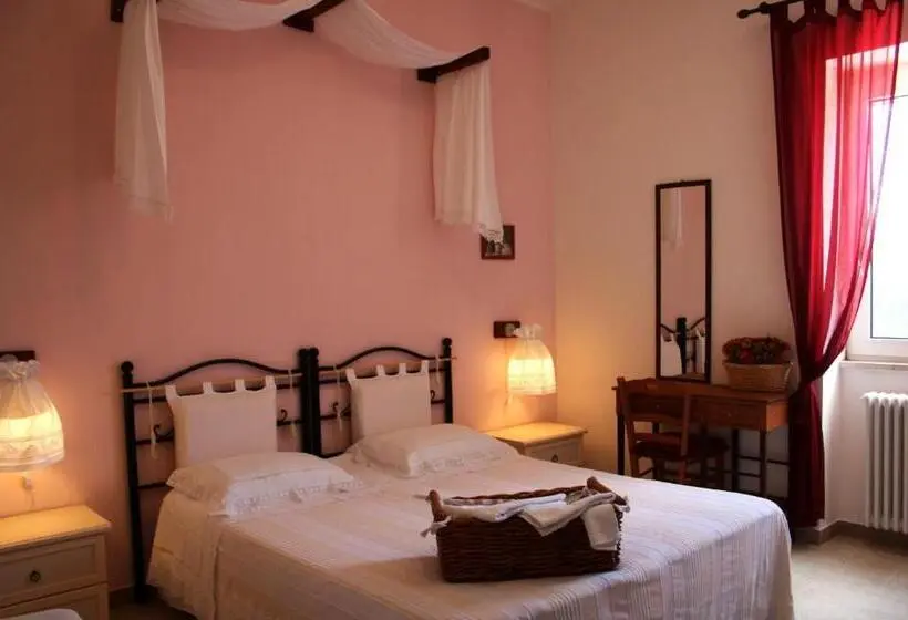 Standard room with outdoor bath, La Cascata
