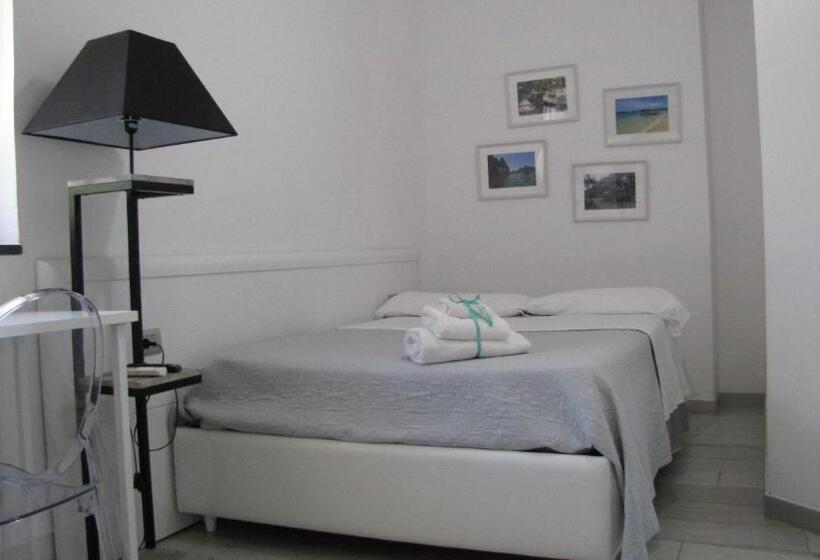 Номер Стандарт, Soho B&b