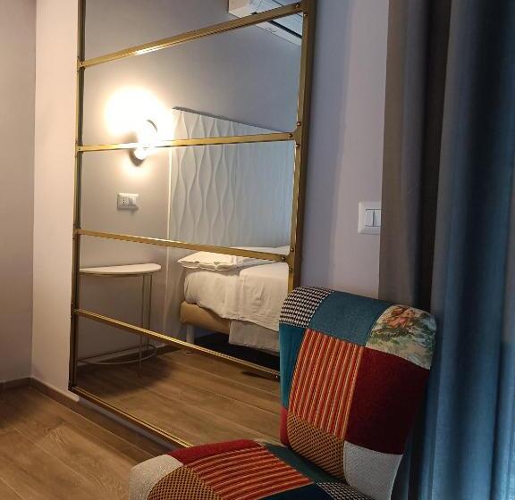 Люкс с гидромассажем, Soho B&b