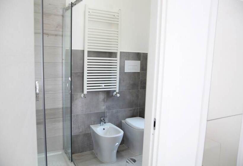 Номер Стандарт, Soho B&b