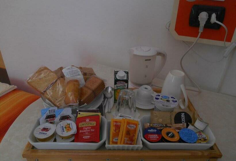 غرفة قياسية ثلاثية, Le Rose Malpensa