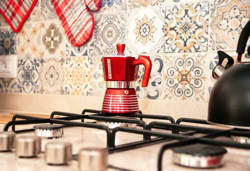 غرفة قياسية ثلاثية, Trulli Donna Isabella