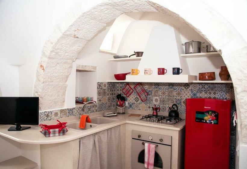 اتاق استاندارد سه نفره, Trulli Donna Isabella