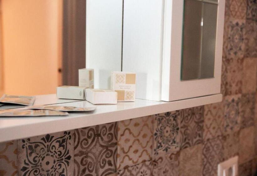 غرفة قياسية ثلاثية, Trulli Donna Isabella