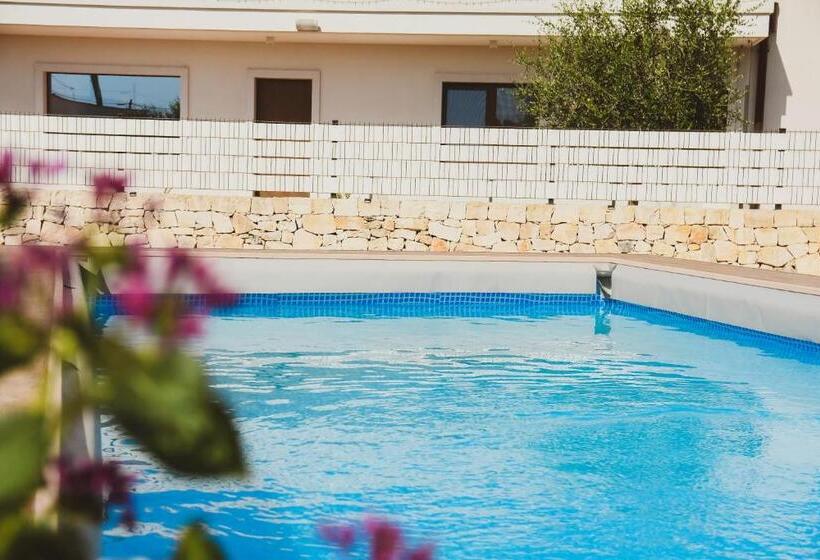 شقة غرفتين, Trulli Donna Isabella