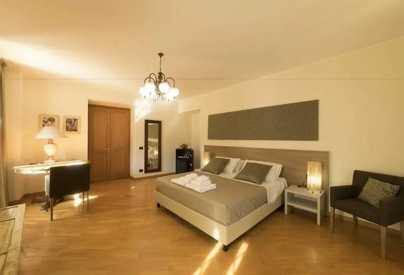 3 Bedroom Suite, Bbuss Country Club