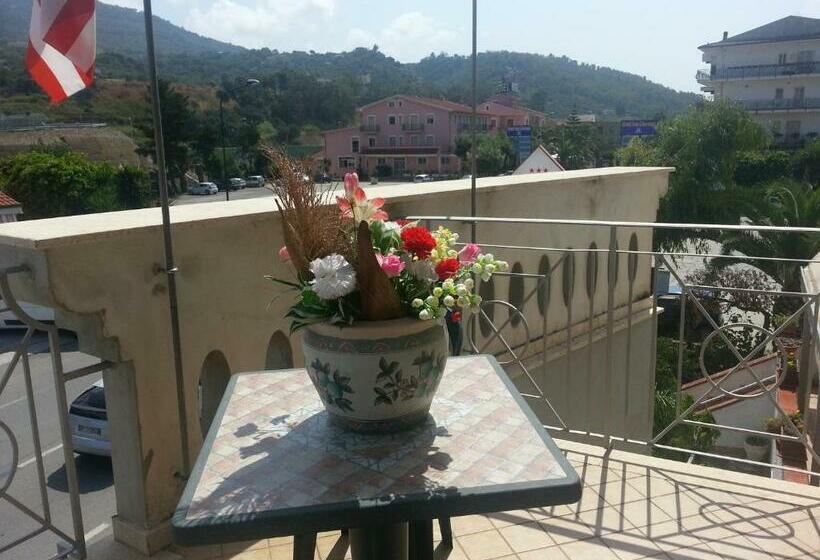 اتاق استاندارد, Mistef