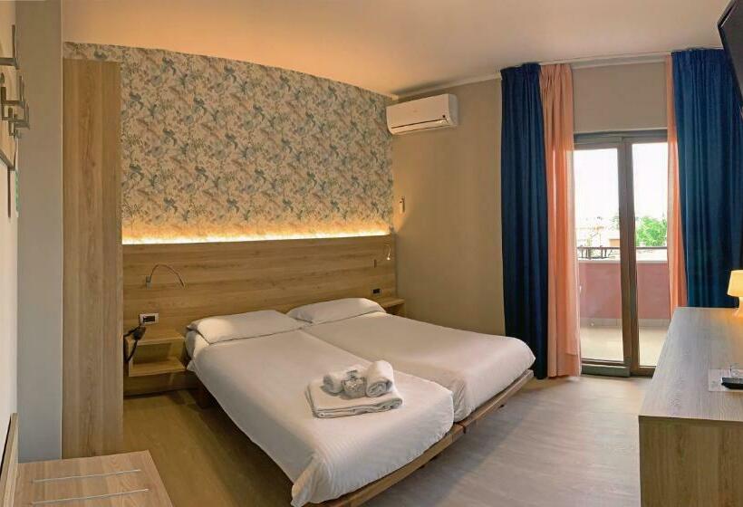 스탠다드 발코니 룸, Alessandra