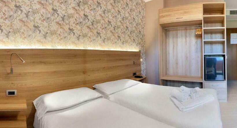 스탠다드 발코니 룸, Alessandra