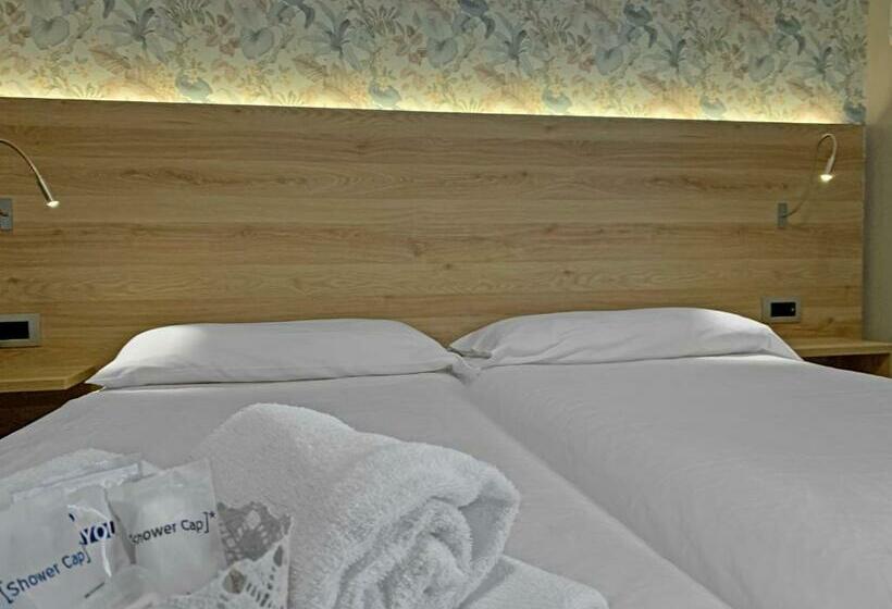 스탠다드 발코니 룸, Alessandra