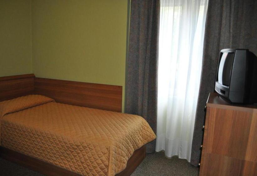 スタンダードシングルルーム, Premeno