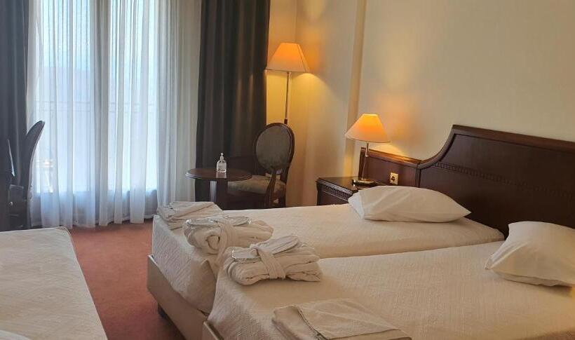 Трехместный Номер Классика, Apollonia