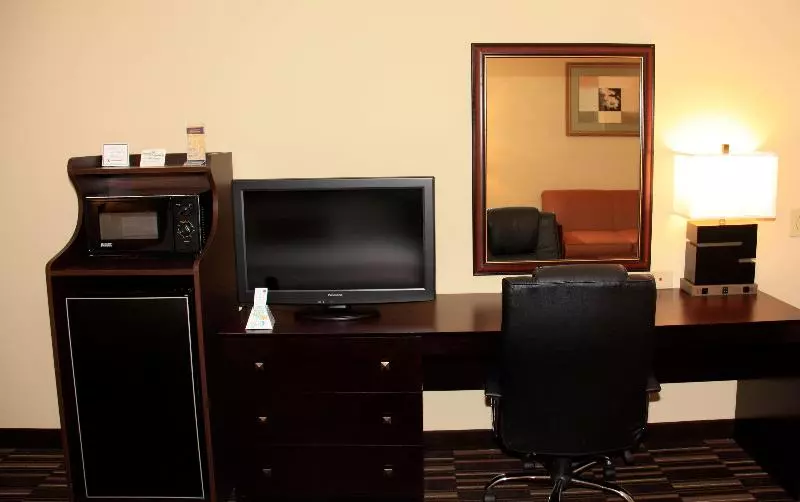 キングサイズベッドのスタンダードルーム, Best Western Greenville Inn